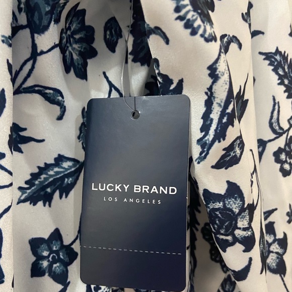 NWT Lucky Brand Long Sleeve Surplice V-Neck Blouse, XXL - Picture 6 of 10